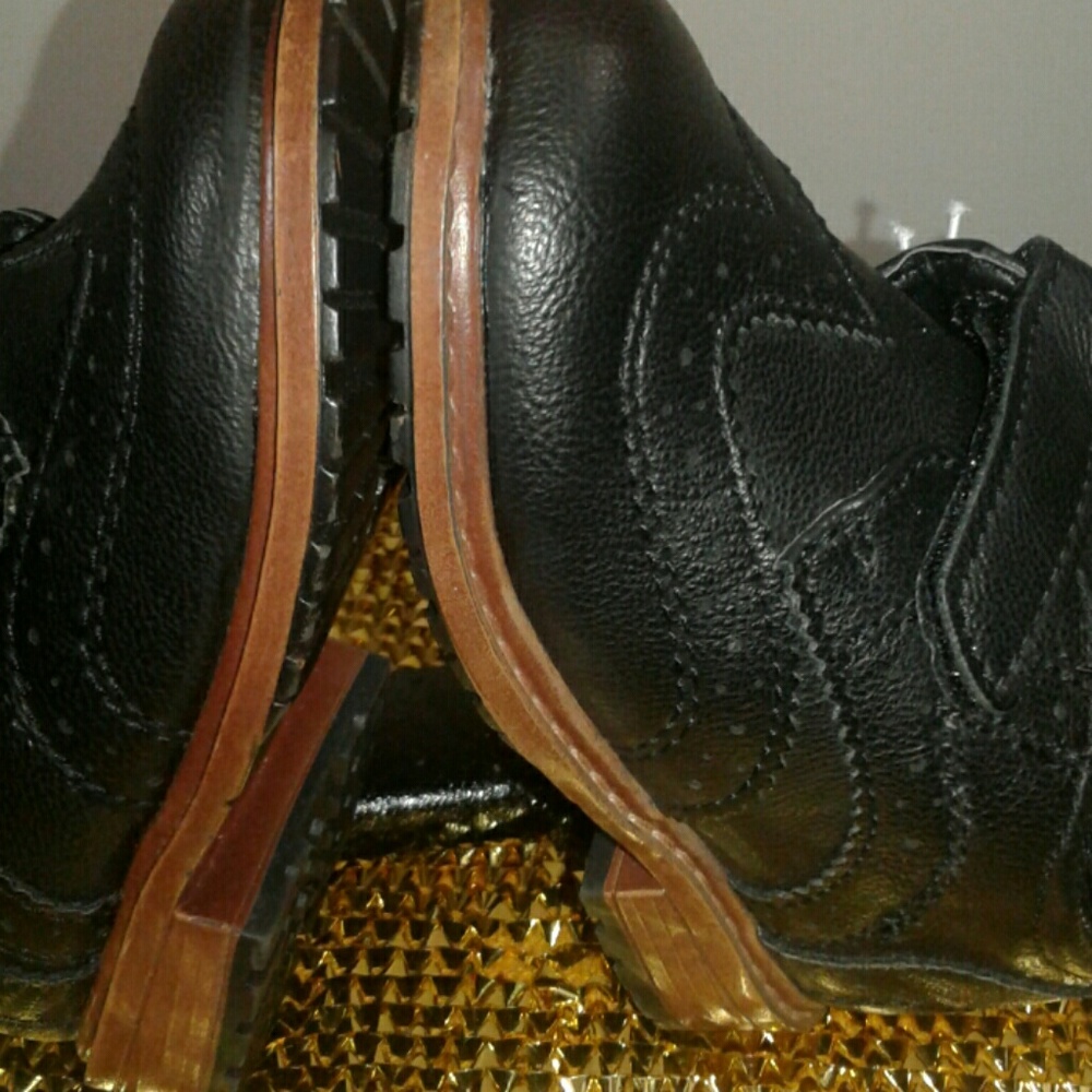Celebrate w/ 2 for $25 shoe sale